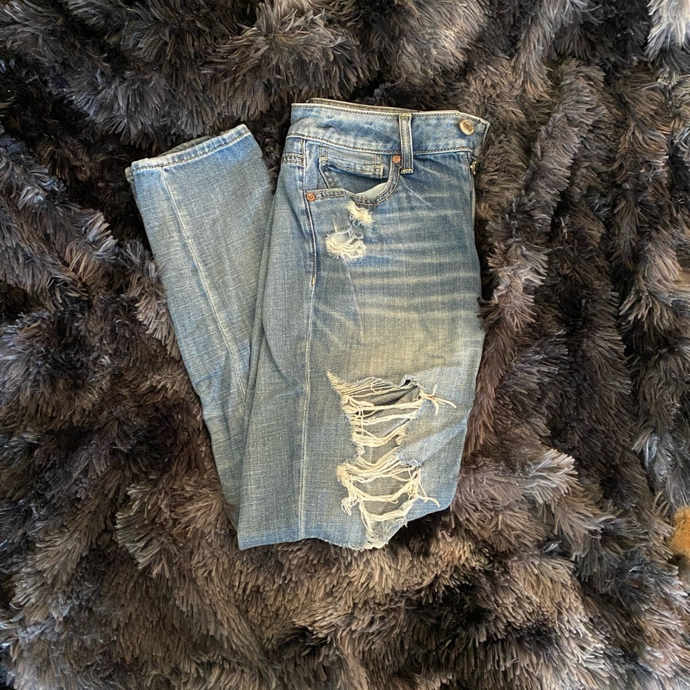 AE Tomgirl Jeans